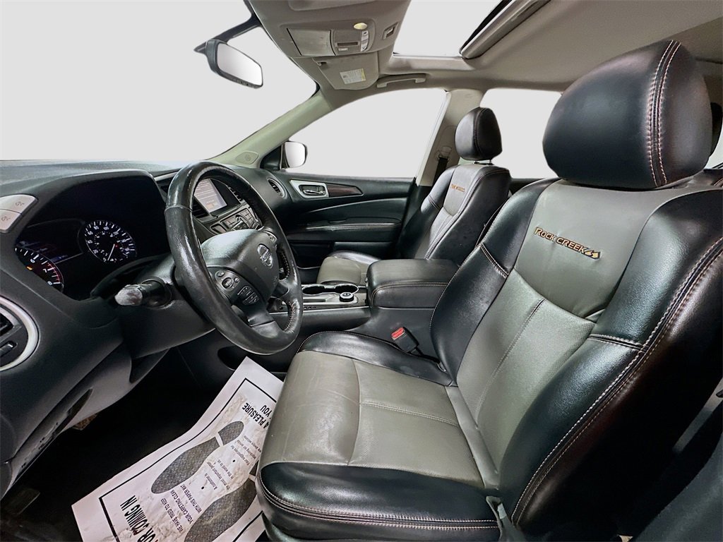 Used 2020 Nissan Pathfinder SL image 19