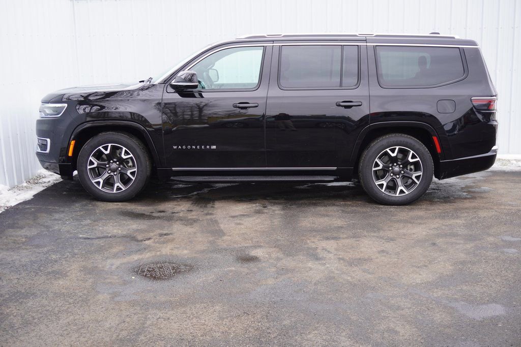 Used 2024 Jeep Wagoneer Series III image 3