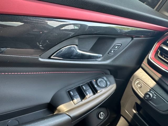 Used 2025 Chevrolet TrailBlazer RS w/ Convenience Package AWD/4WD image 43