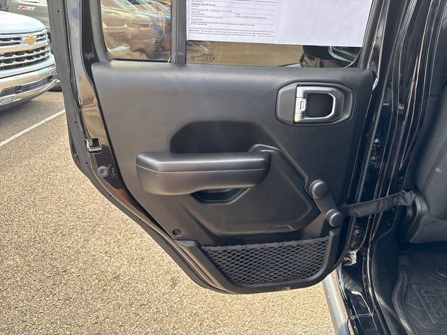 Used 2021 Jeep Gladiator Sport AWD/4WD image 17