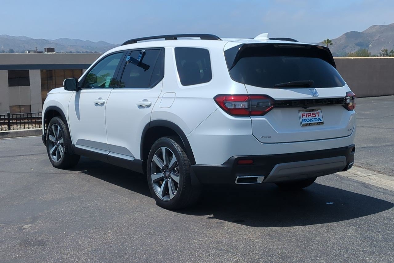Certified 2023 Honda Pilot Elite image 8