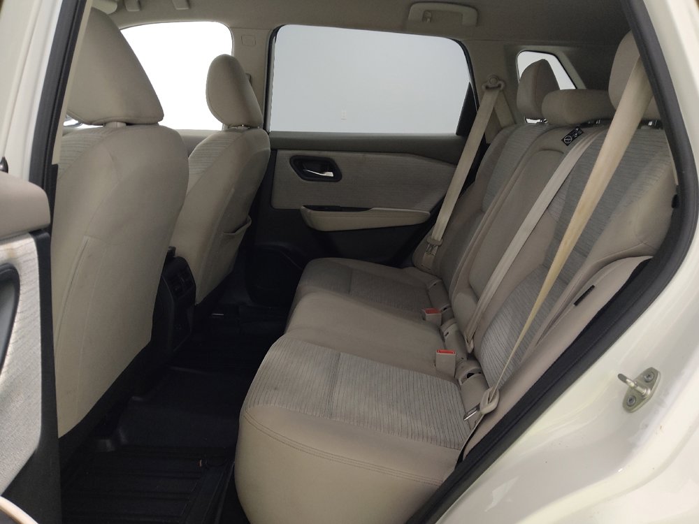 Used 2023 Nissan Rogue SV image 18