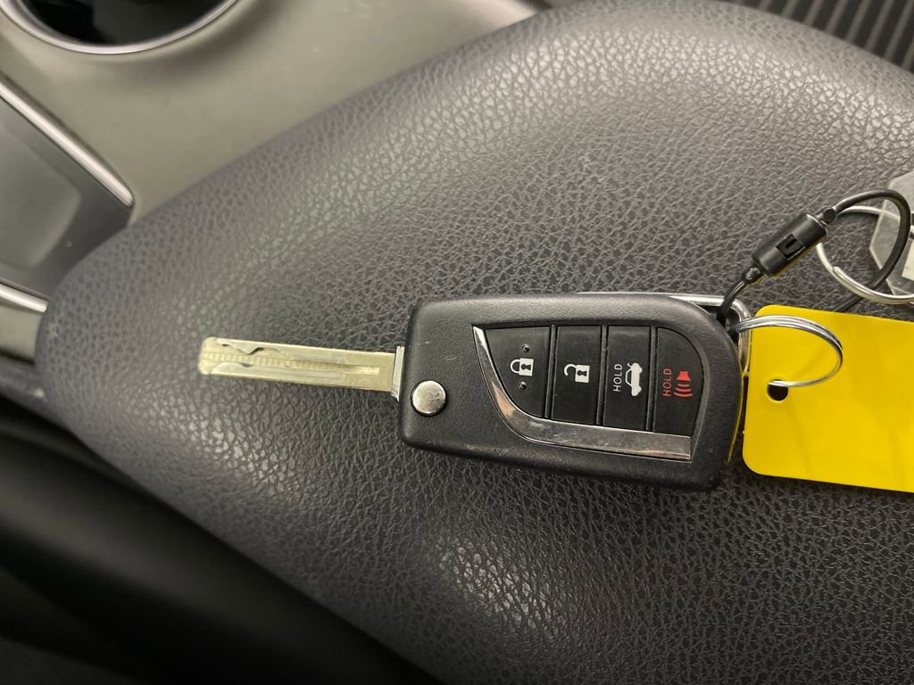 Used 2023 Toyota Camry SE image 27