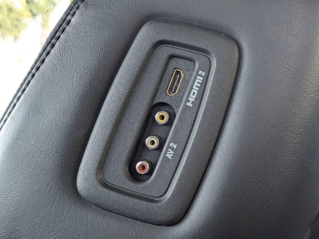 Used 2017 Dodge Durango Citadel w/ Premium Entertainment Group image 21