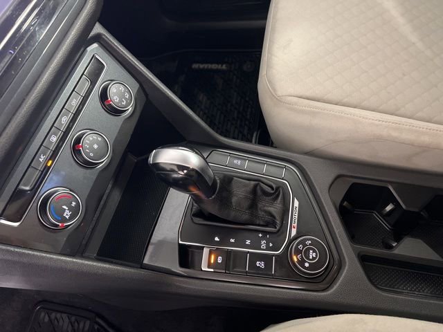 Used 2018 Volkswagen Tiguan S image 21