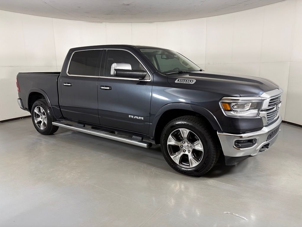 Used 2019 RAM 1500 Laramie AWD/4WD image 9