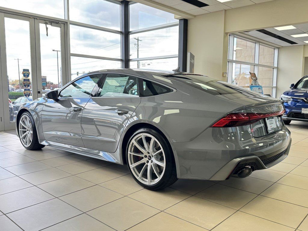 New 2026 Audi RS 7 Performance image 9