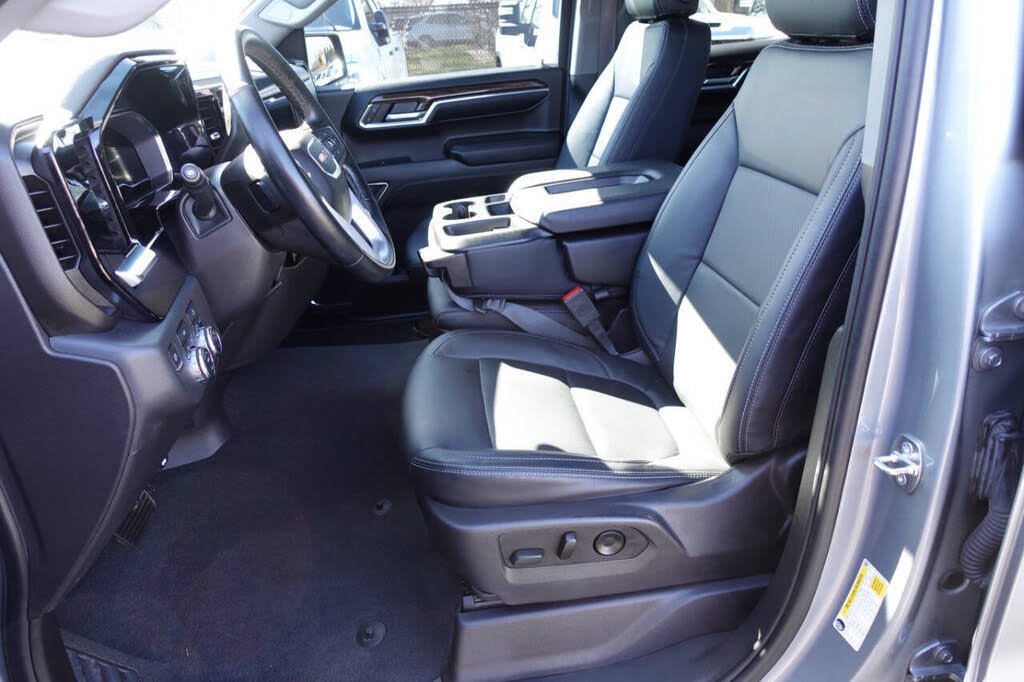 Used 2024 GMC Sierra 1500 Elevation AWD/4WD image 19