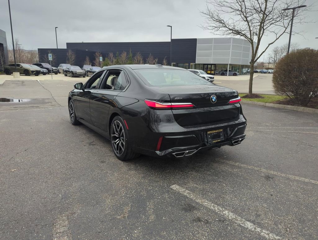 New 2025 BMW 760i xDrive w/ Executive Package image 5