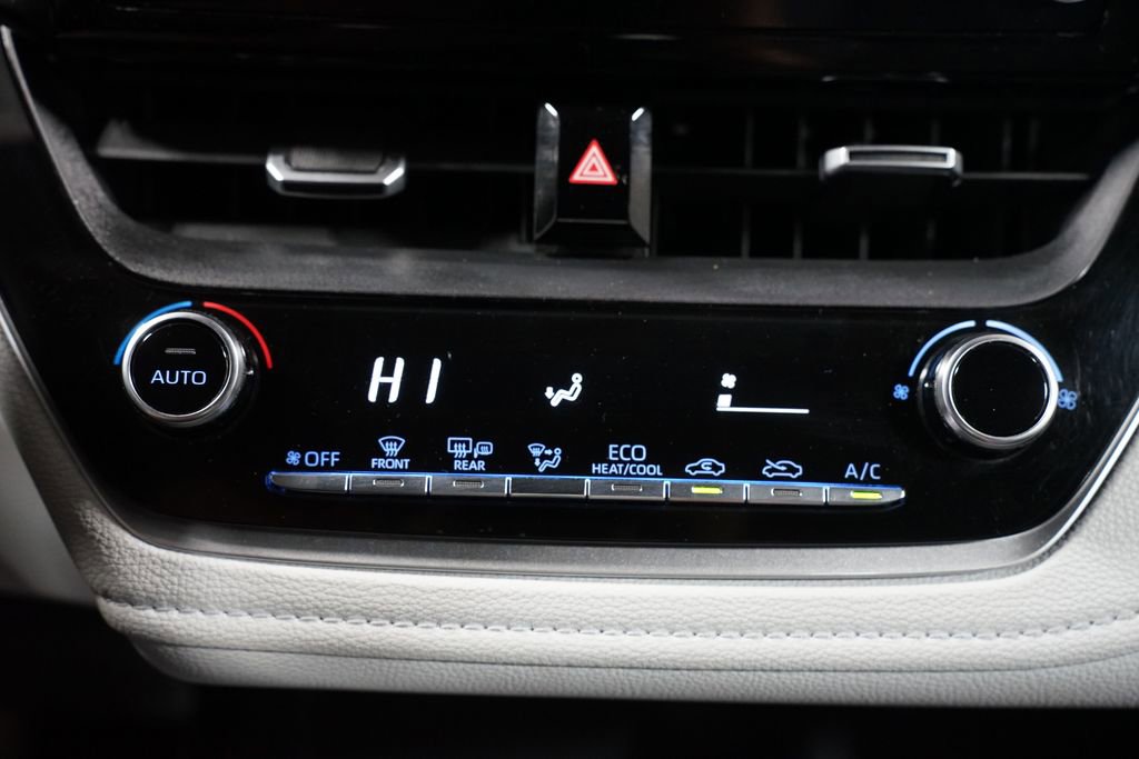Certified 2020 Toyota Corolla SE FWD image 20