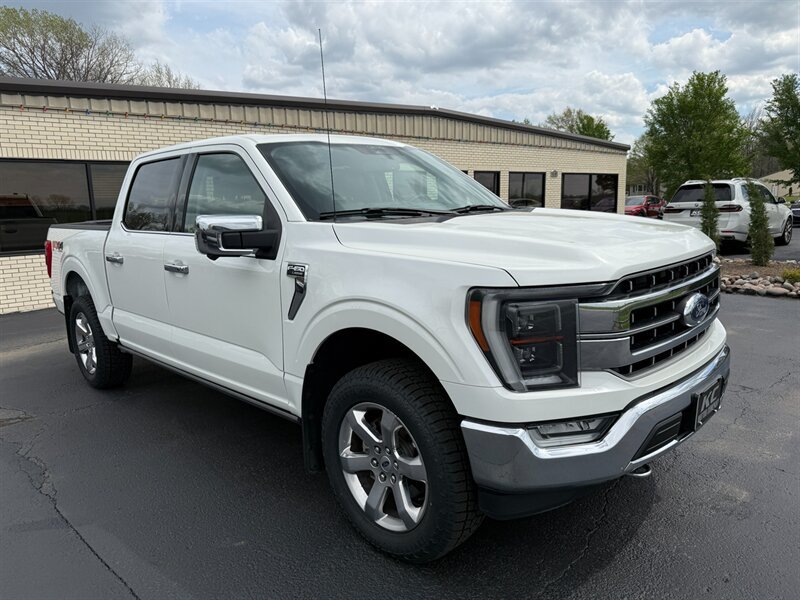 Used 2021 Ford F150 Lariat w/ Equipment Group 502A High AWD/4WD image 4