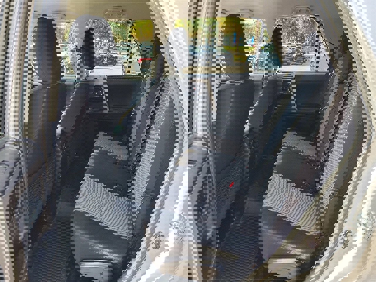 Used 2014 Toyota 4Runner SR5 image 9