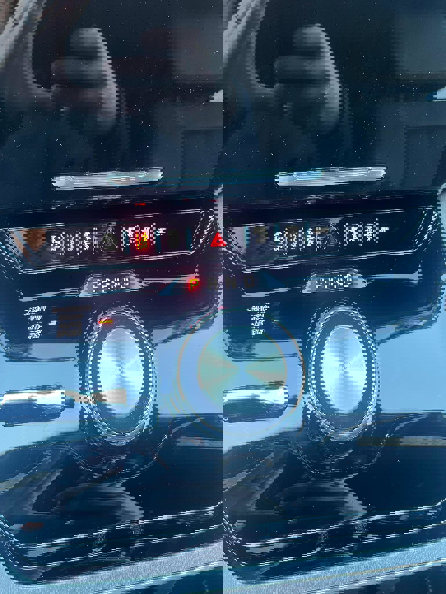 New 2025 Jeep Wagoneer 4WD image 15