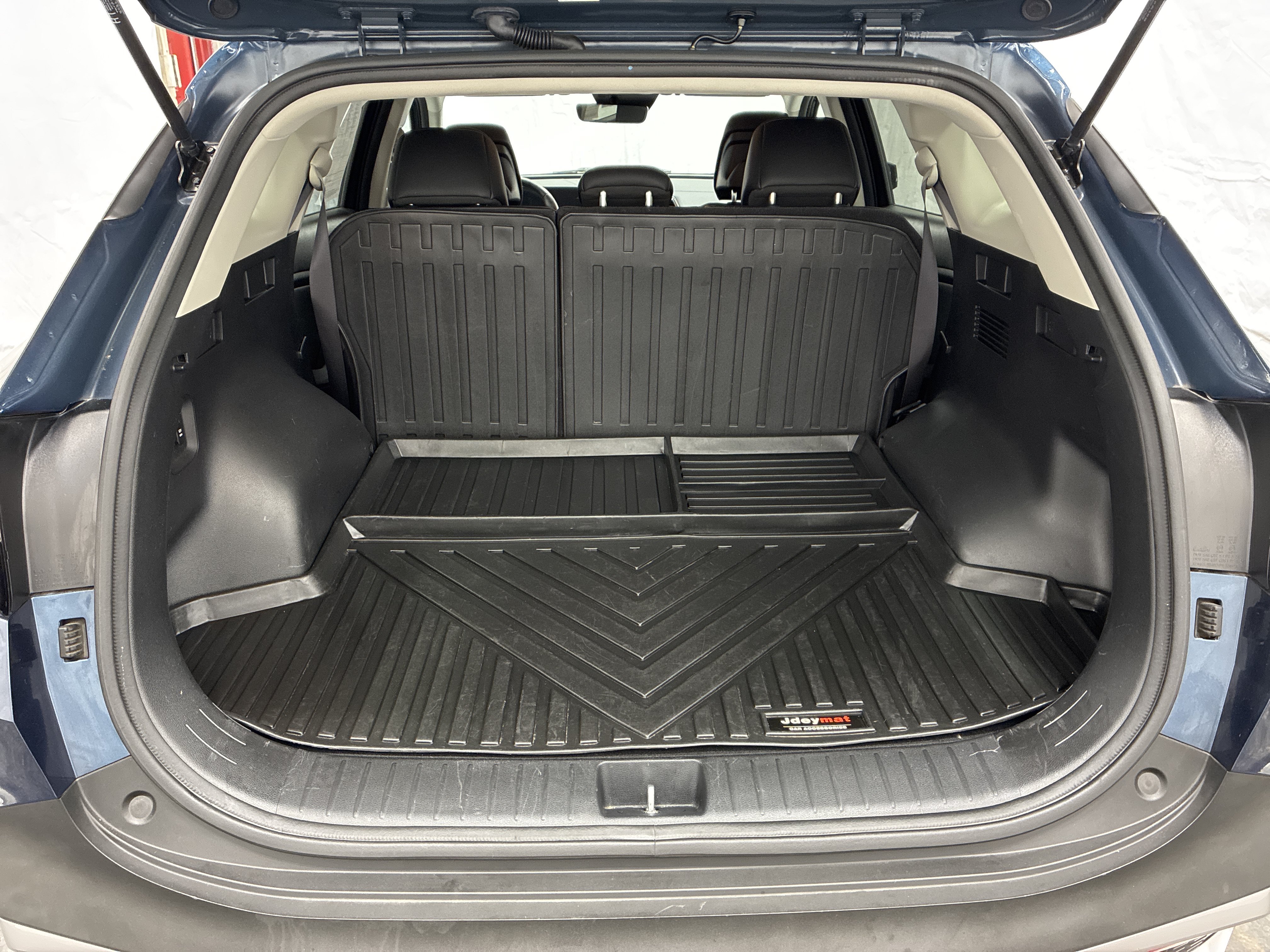 Certified 2023 Kia Sportage EX AWD/4WD image 7