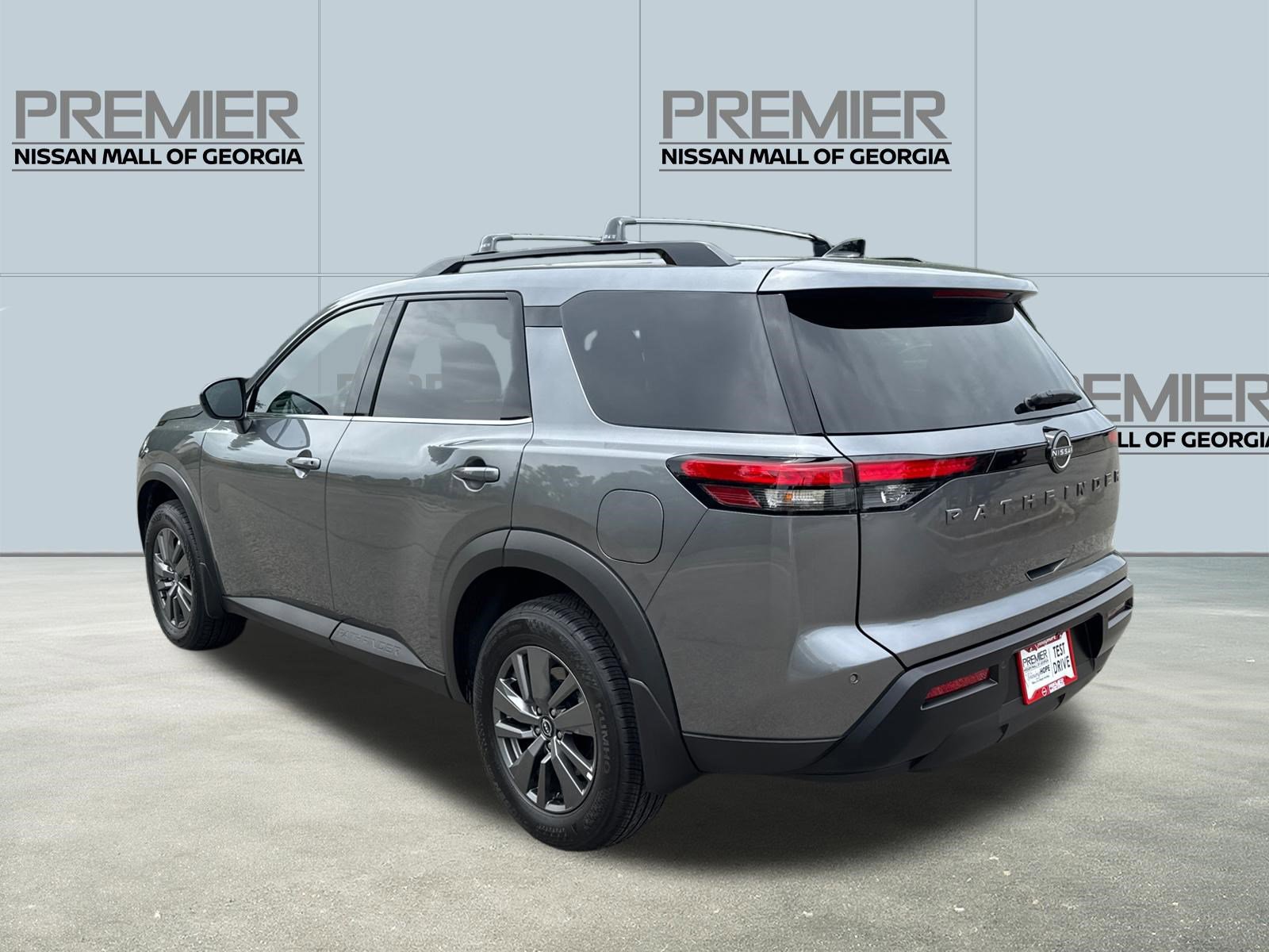 New 2026 Nissan Pathfinder SV w/ Cargo Package FWD image 7
