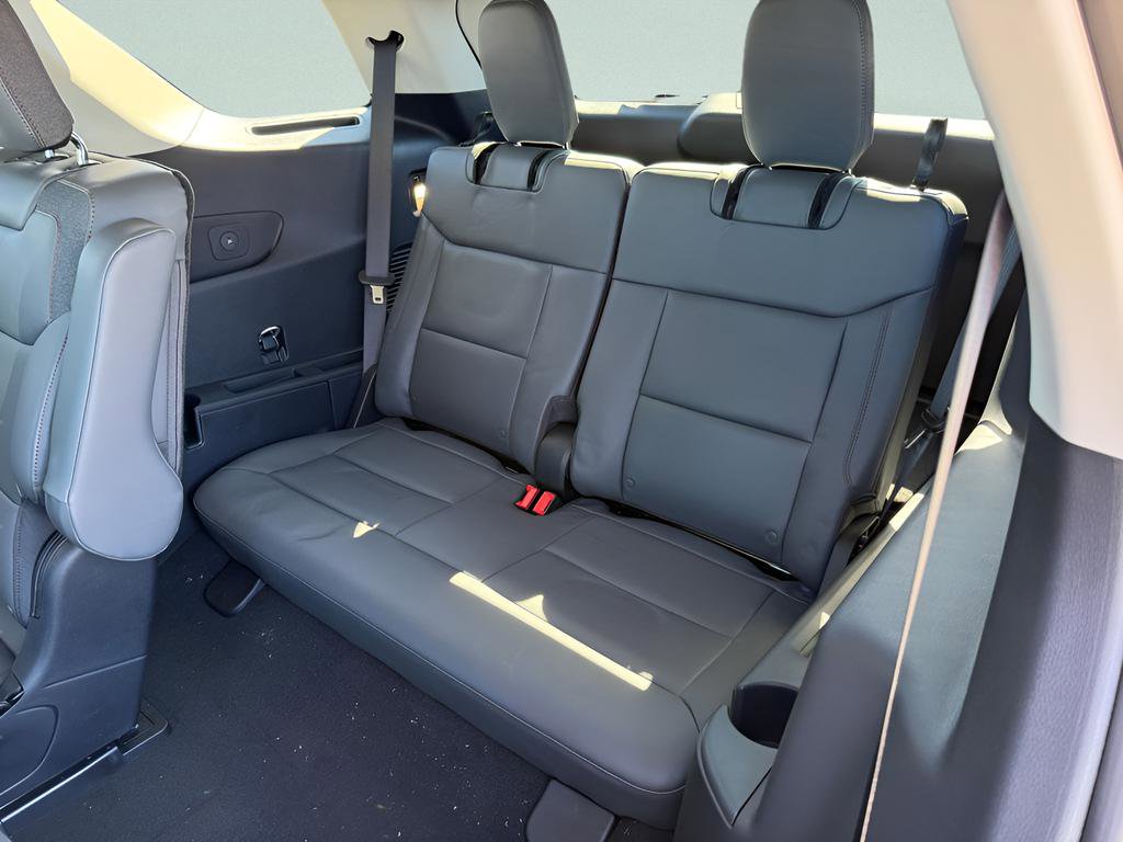 New 2026 Ford Explorer Active w/ Active Comfort Package AWD/4WD image 5