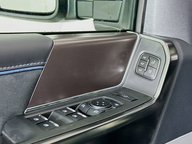 New 2026 Ford F450 Platinum w/ FX4 Off-Road Package image 18