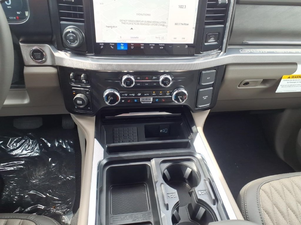New 2027 Ford F350 Platinum w/ Platinum Plus Package AWD/4WD image 24