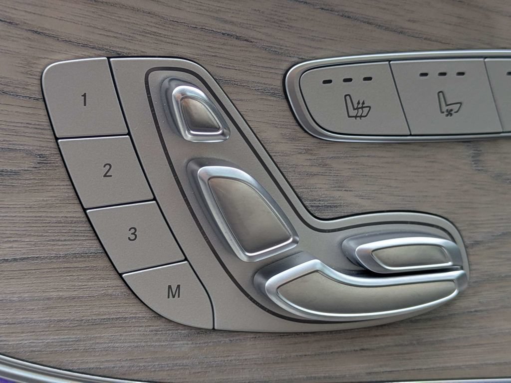 Used 2023 Mercedes-Benz E 450 Cabriolet image 20