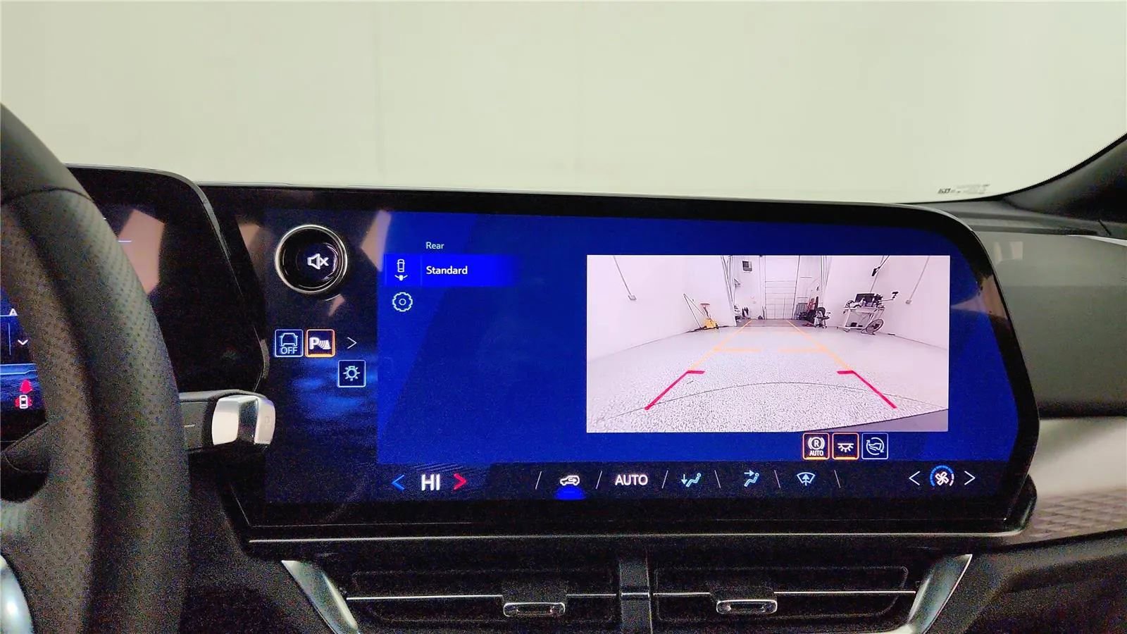 New 2026 Chevrolet Equinox EV LT w/ Midnight Package image 25