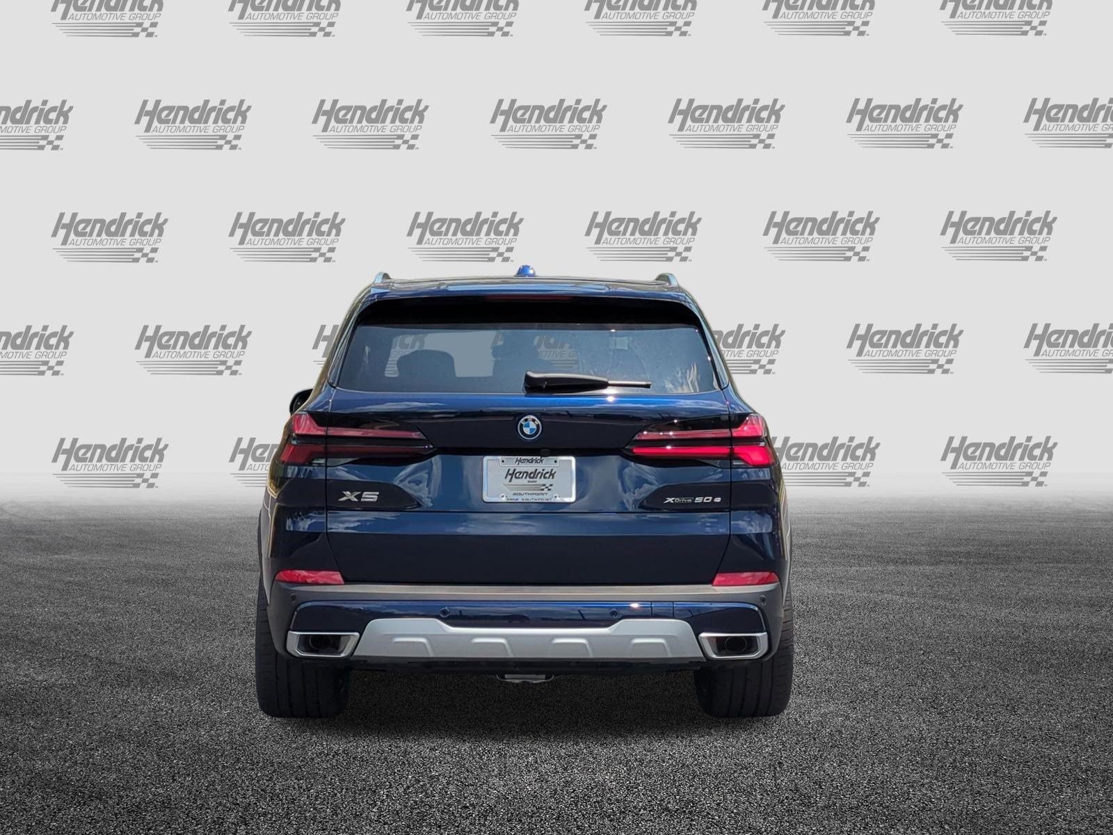 New 2026 BMW X5 xDrive50e w/ Climate Comfort Package AWD/4WD image 9