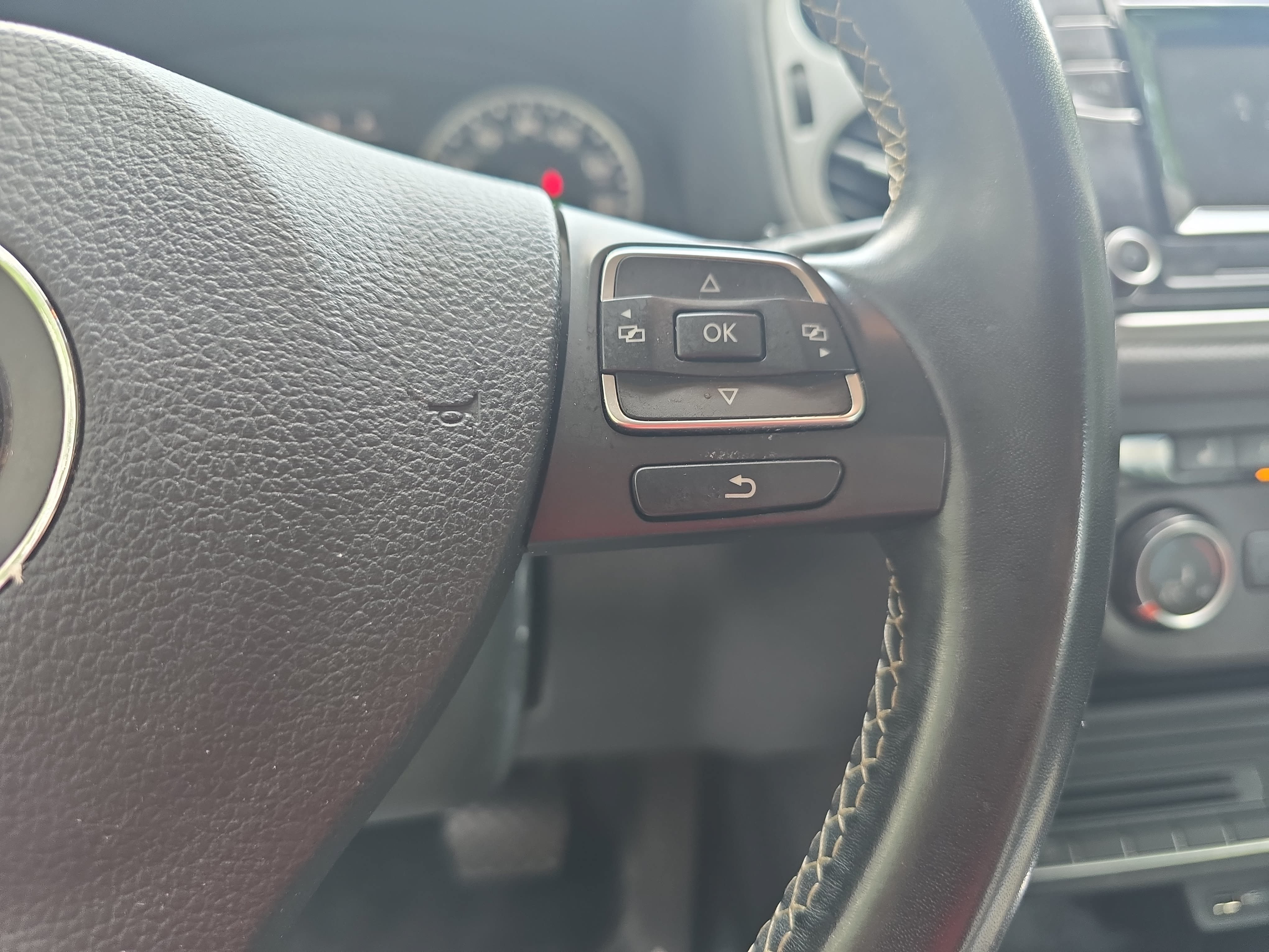 Used 2016 Volkswagen Tiguan S AWD/4WD image 17