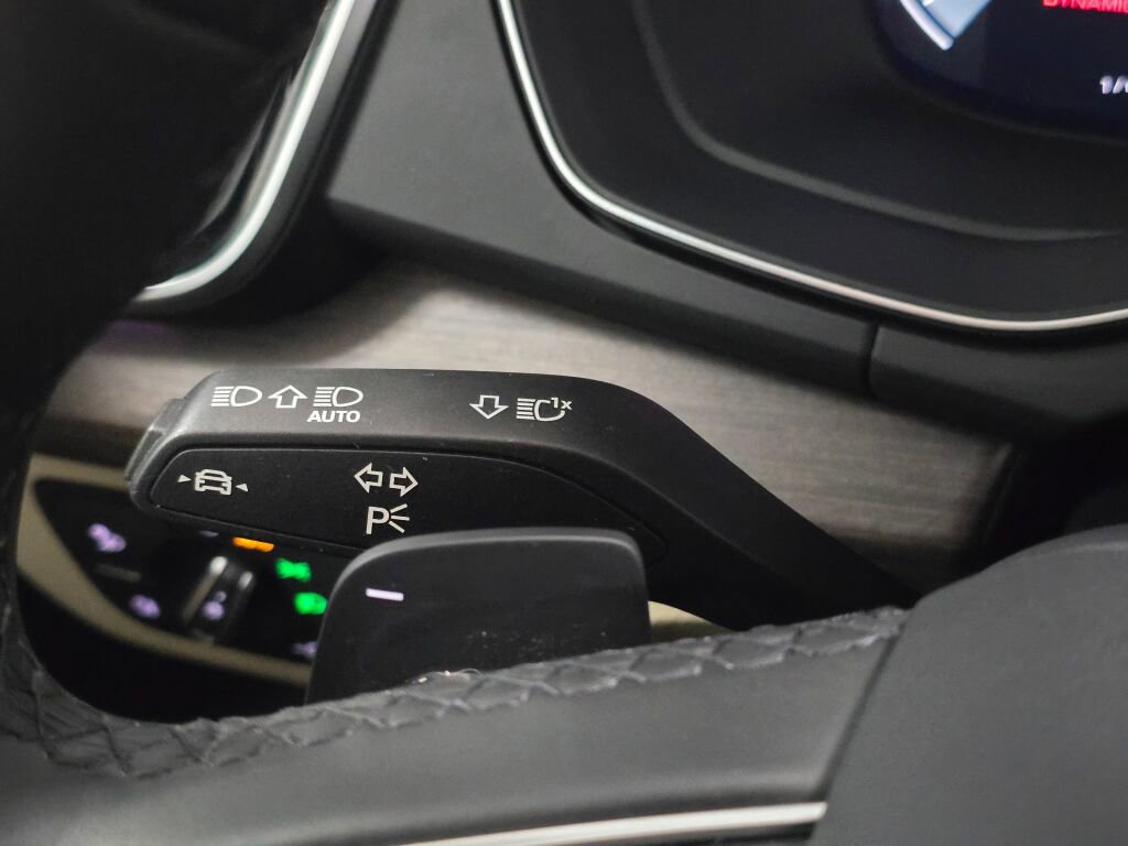 Certified 2025 Audi Q5 2.0T Premium Plus image 43