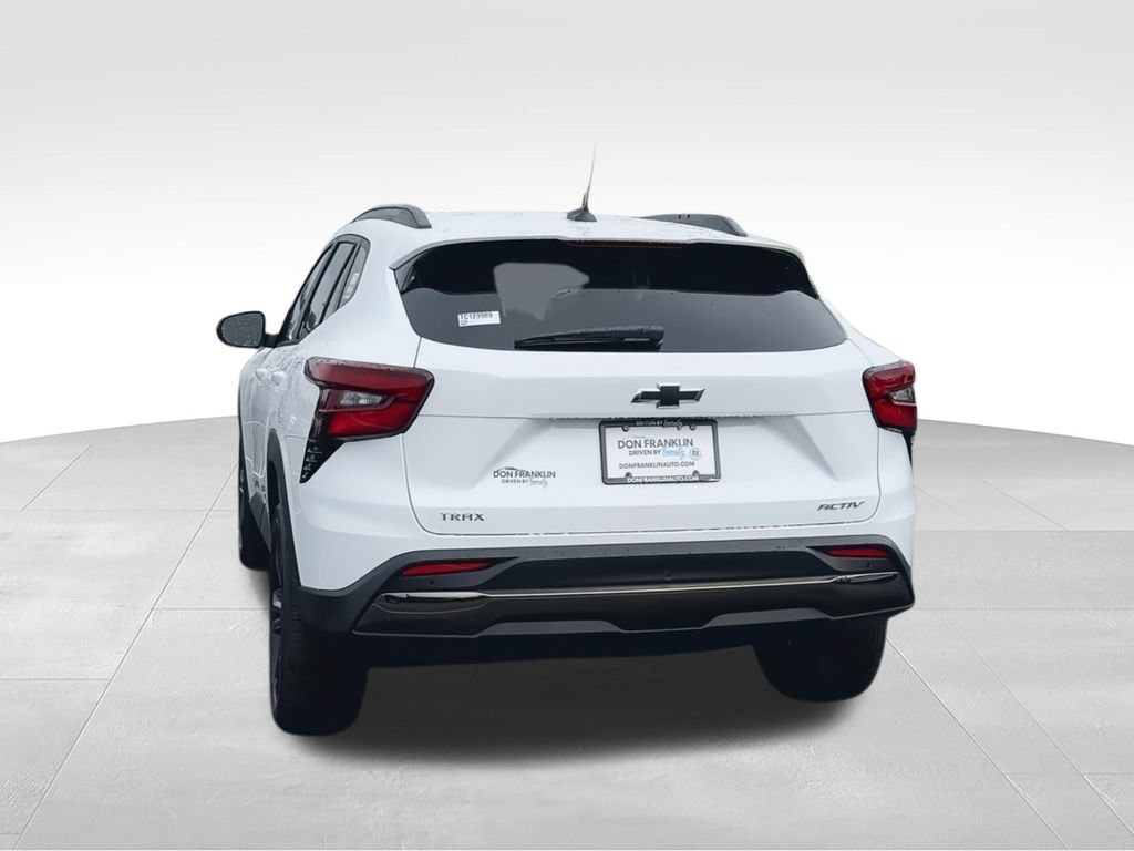 New 2026 Chevrolet Trax ACTIV w/ Driver Confidence Package FWD image 7
