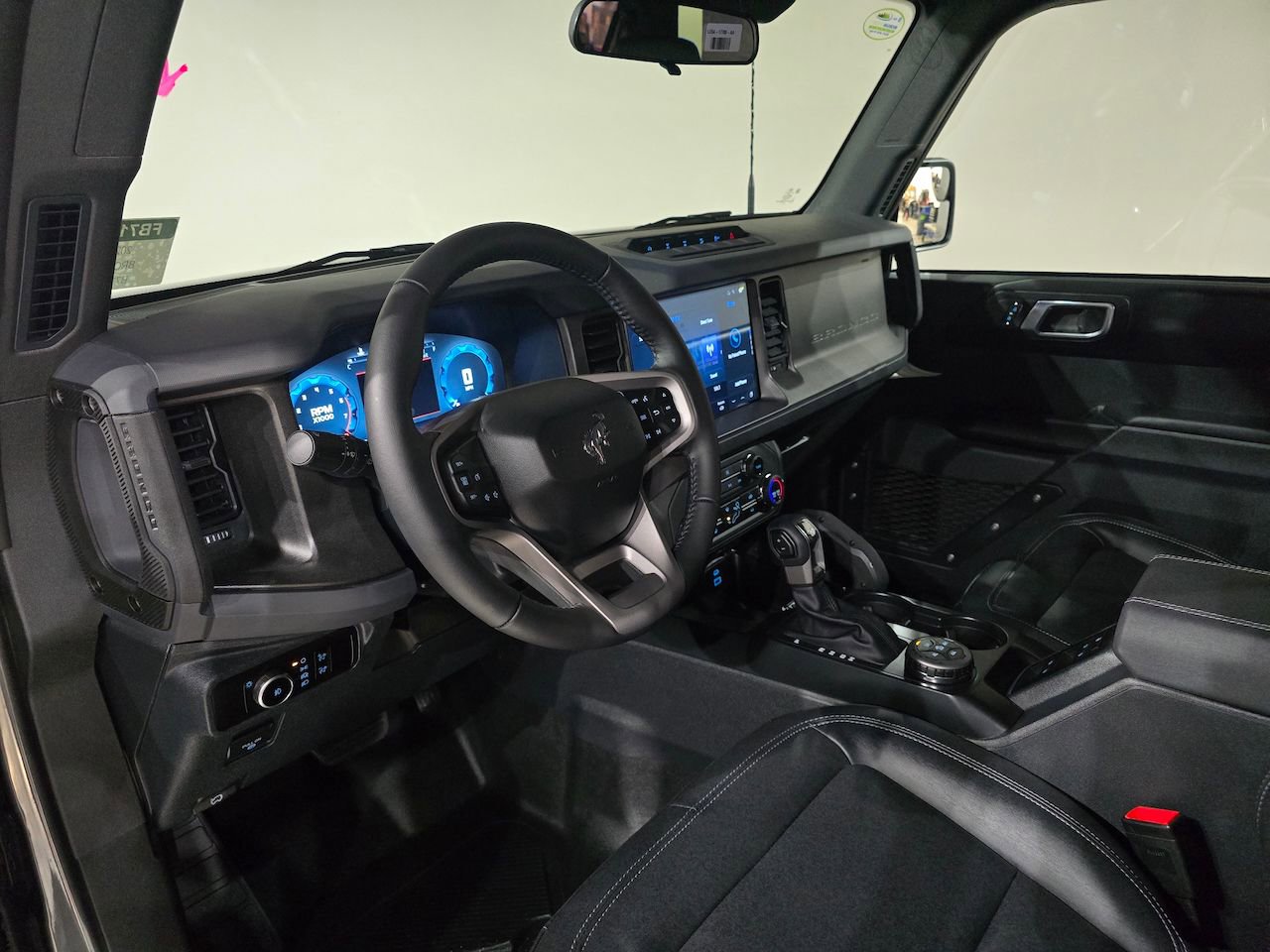 New 2025 Ford Bronco Badlands w/ Sasquatch Package AWD/4WD image 15