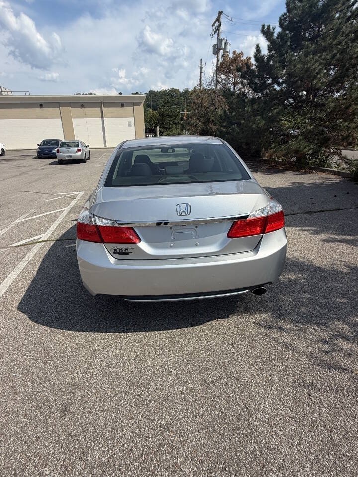Used 2015 Honda Accord LX image 3