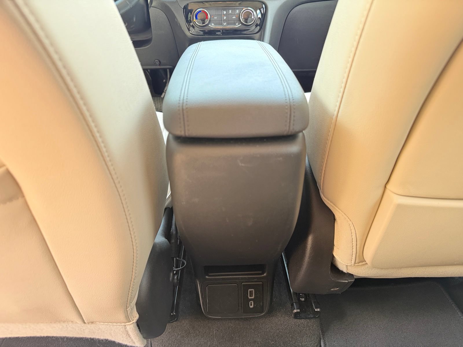 Used 2023 Buick Encore GX Preferred w/ Cold Weather Comfort Package FWD image 27