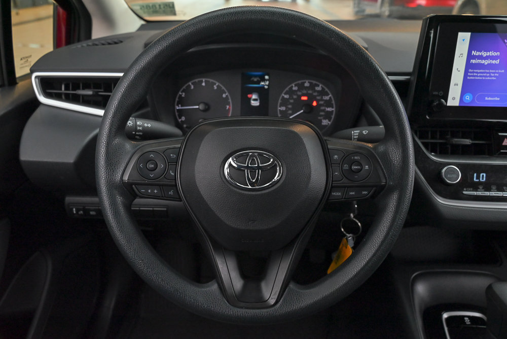 Used 2023 Toyota Corolla LE FWD image 17