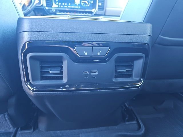 Used 2023 Chevrolet Silverado 1500 ZR2 w/ Technology Package image 34