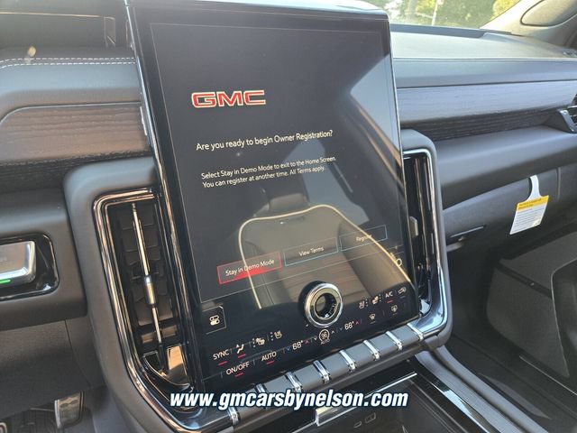New 2026 GMC Yukon XL AT4 Ultimate w/ LPO, Illumination Package AWD/4WD image 10
