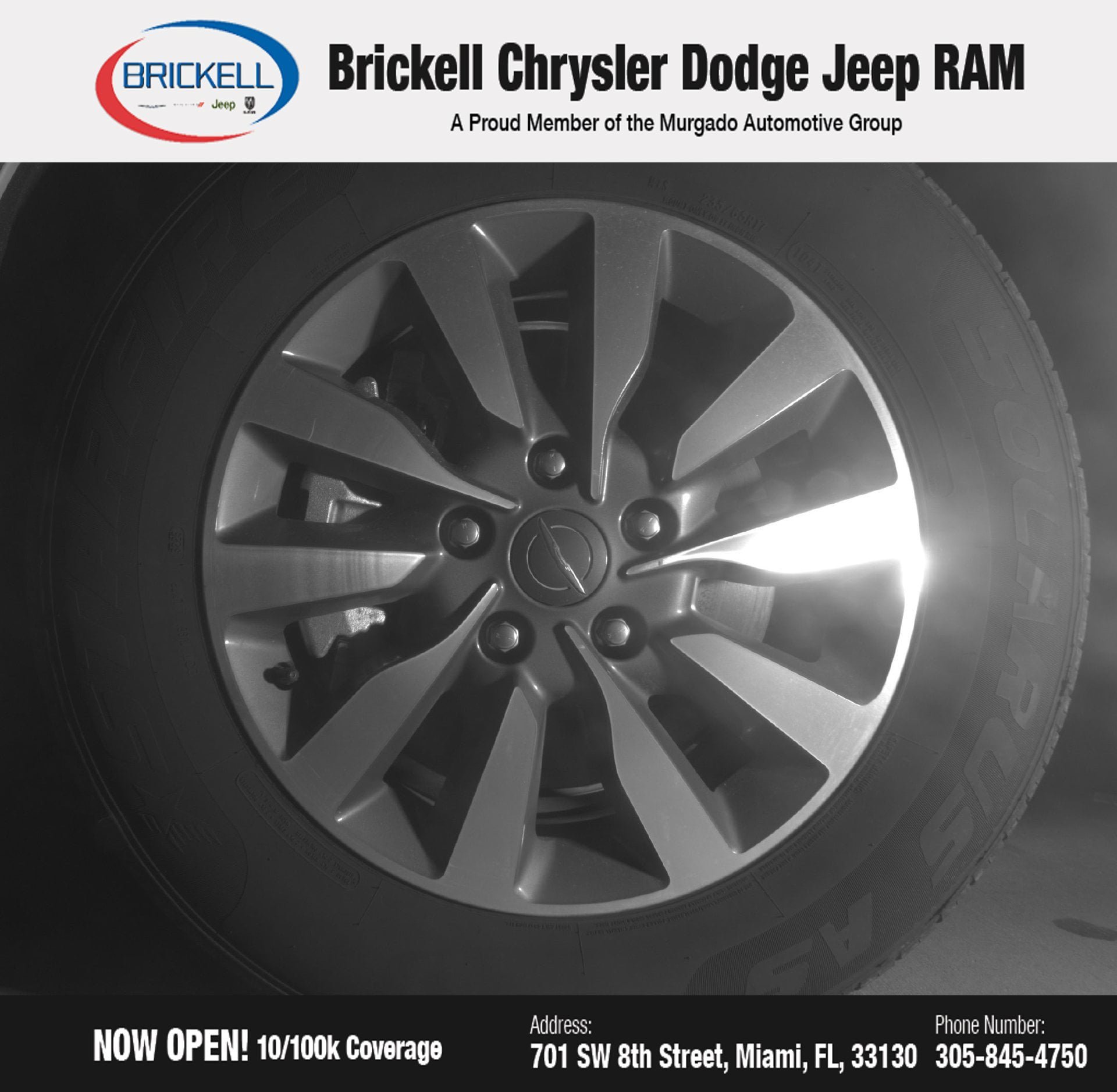 Used 2024 Chrysler Pacifica Limited FWD image 9