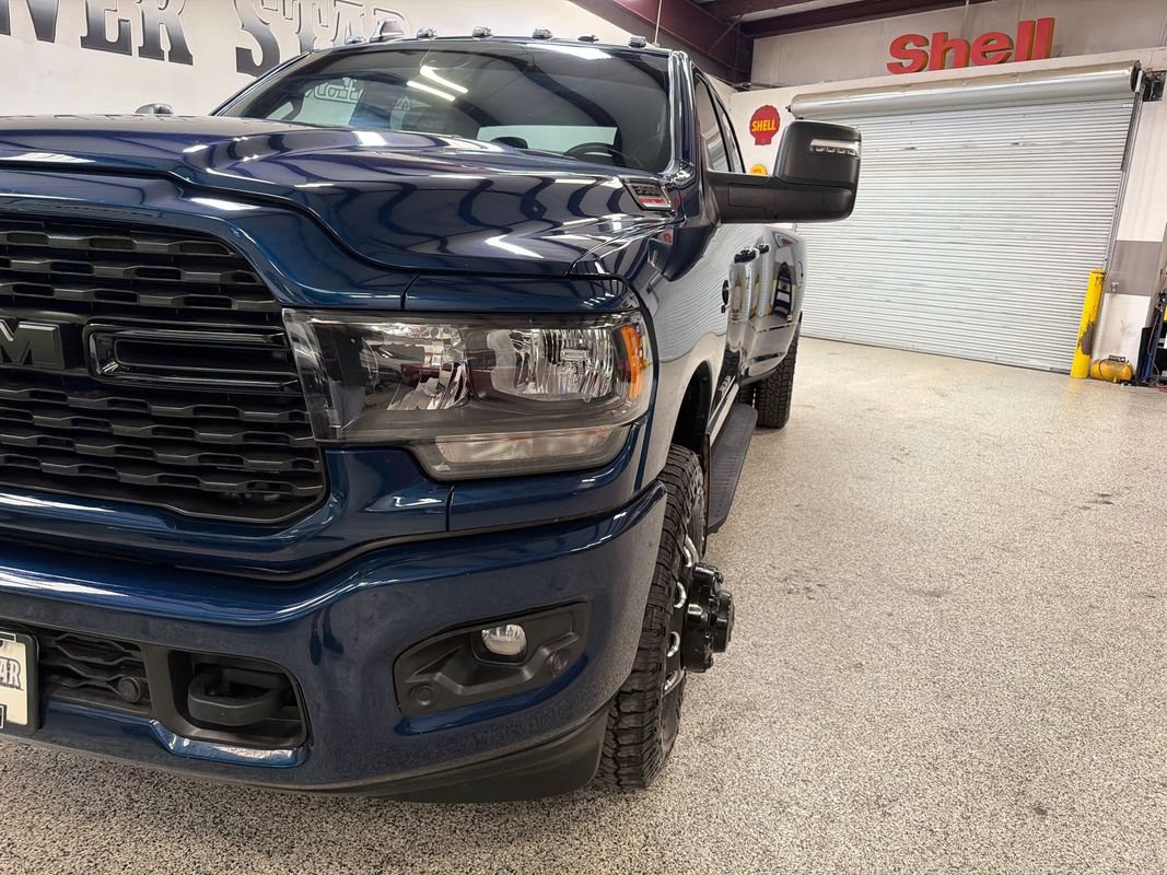 Used 2024 RAM 3500 Big Horn w/ Night Edition AWD/4WD image 13