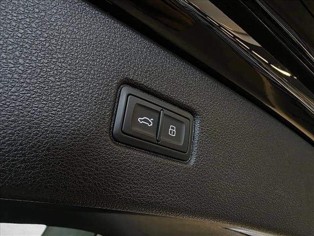 New 2025 Audi Q7 3.0T Premium Plus AWD/4WD image 28