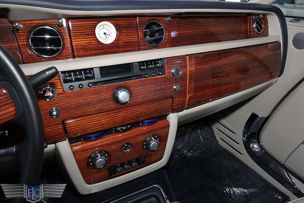 Used 2009 Rolls-Royce Phantom Coupe RWD image 24