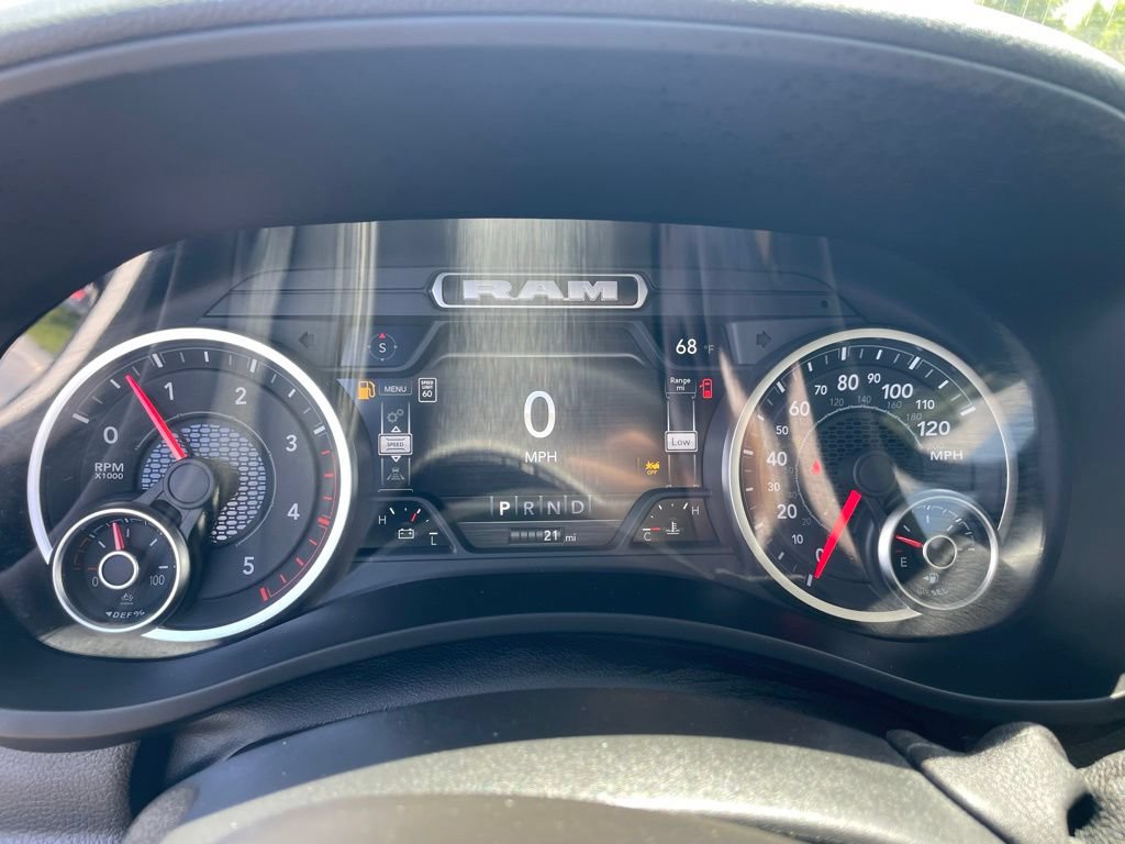 New 2026 RAM 2500 Big Horn AWD/4WD image 31