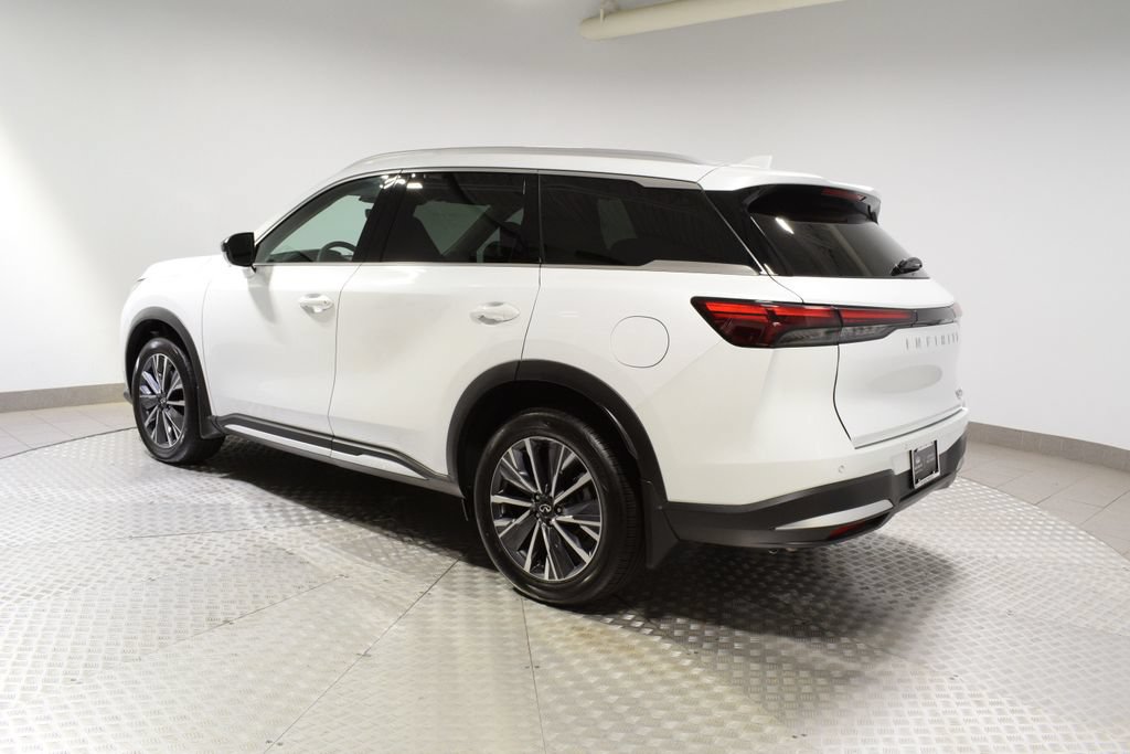 Certified 2026 INFINITI QX60 Luxe w/ Cargo Package AWD/4WD image 8
