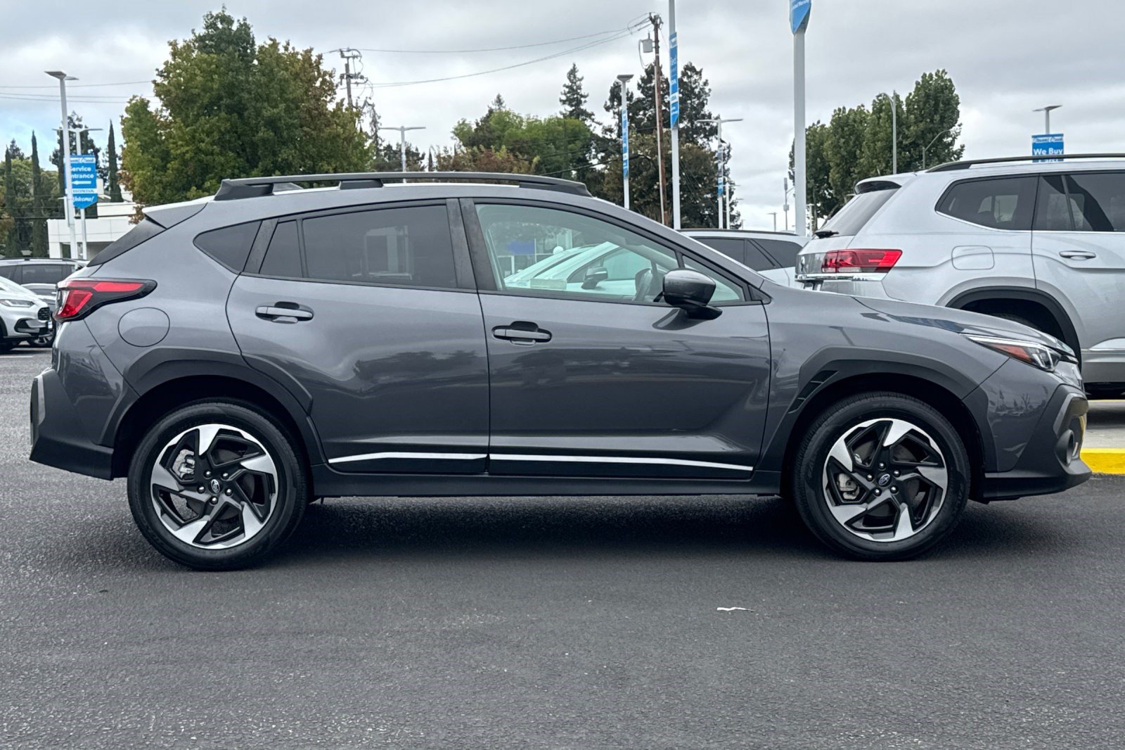 Used 2024 Subaru Crosstrek 2.5i Limited w/ Crosstrek Mirror Package AWD/4WD image 8