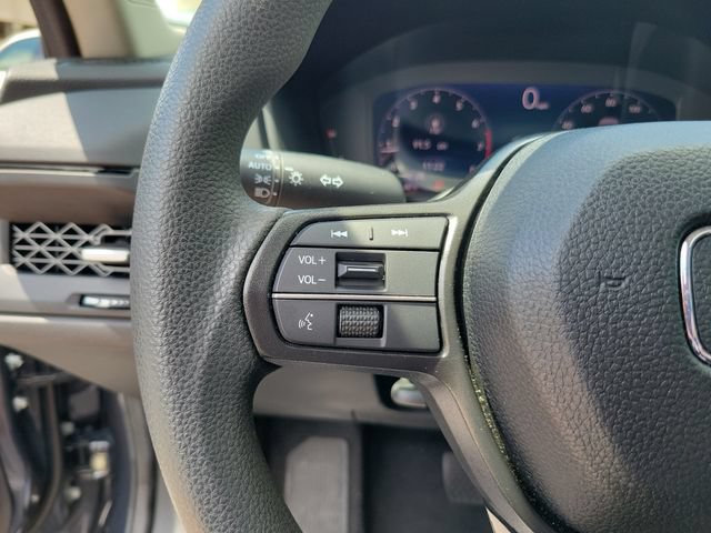 Certified 2025 Honda Accord SE image 14