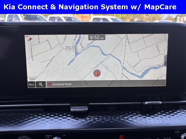 Used 2022 Kia Carnival SX Prestige image 16