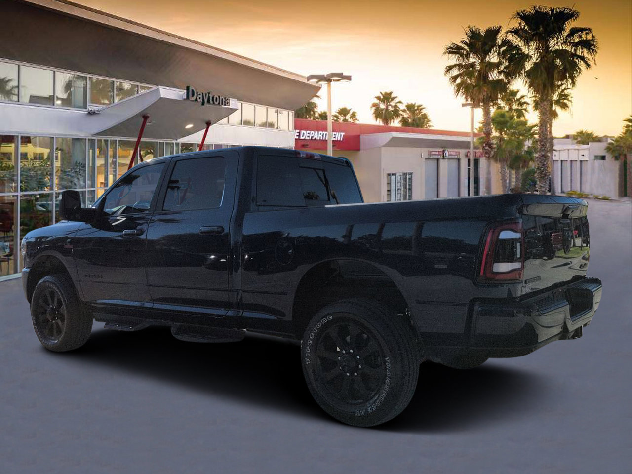 Certified 2024 RAM 2500 Big Horn w/ Night Edition AWD/4WD image 5