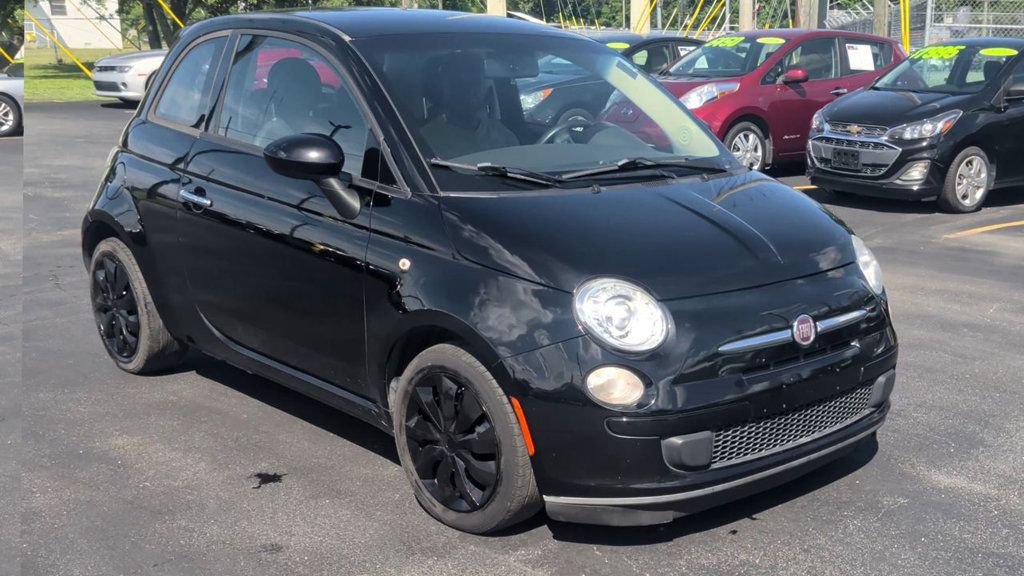Used 2015 FIAT 500 Pop FWD image 2