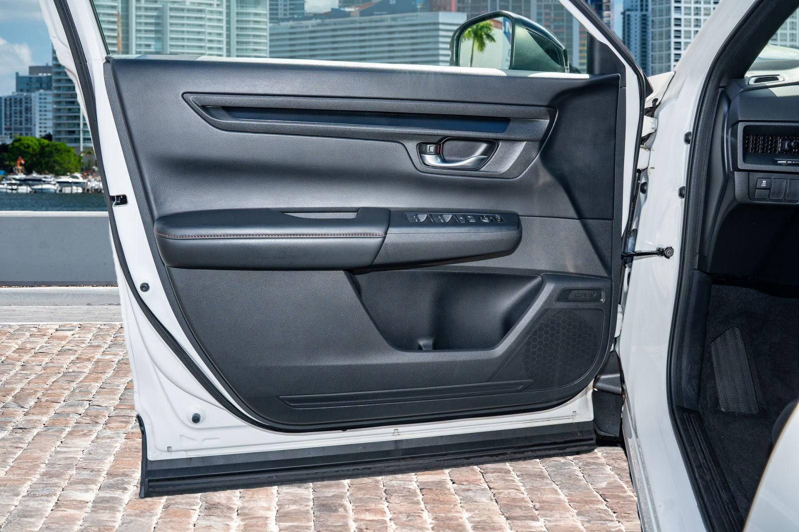 Certified 2023 Honda CR-V Sport image 11