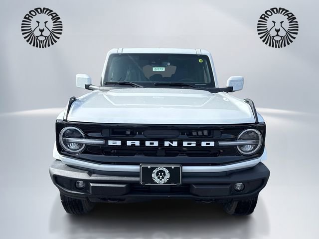New 2026 Ford Bronco Outer Banks image 2