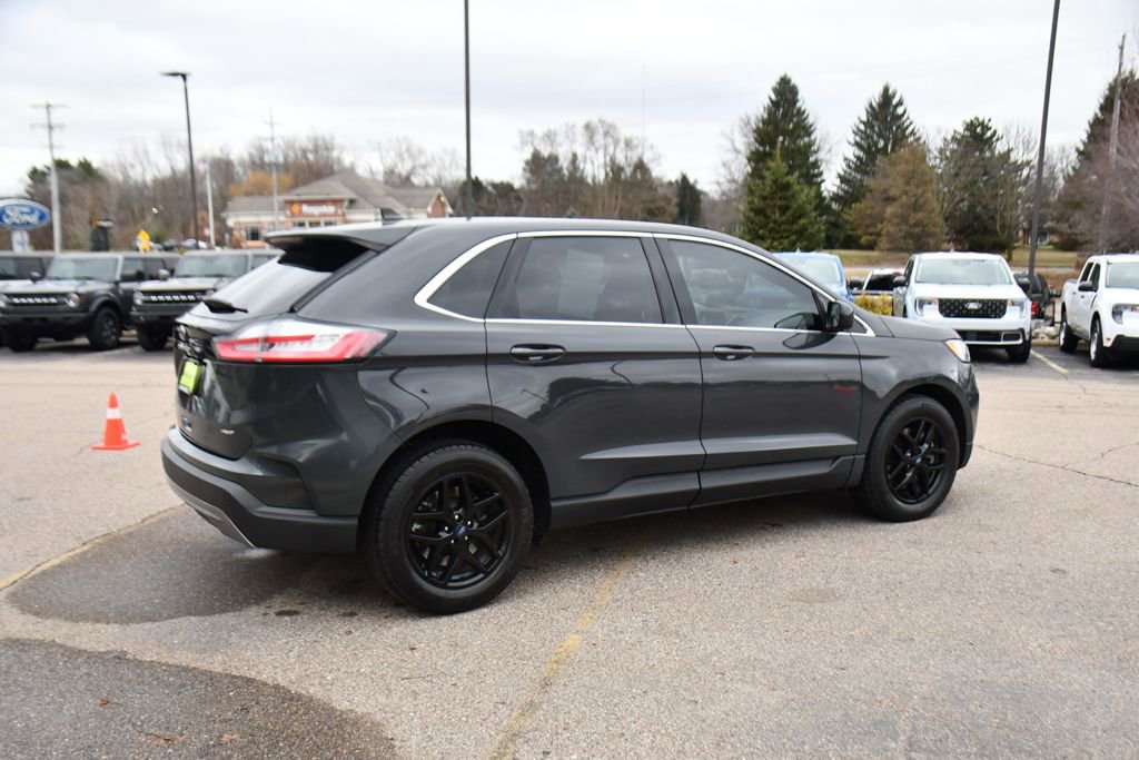 Used 2021 Ford Edge SEL w/ Convenience Package image 7