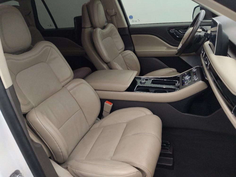 Used 2020 Lincoln Aviator Reserve w/ Equipment Group 202A image 21