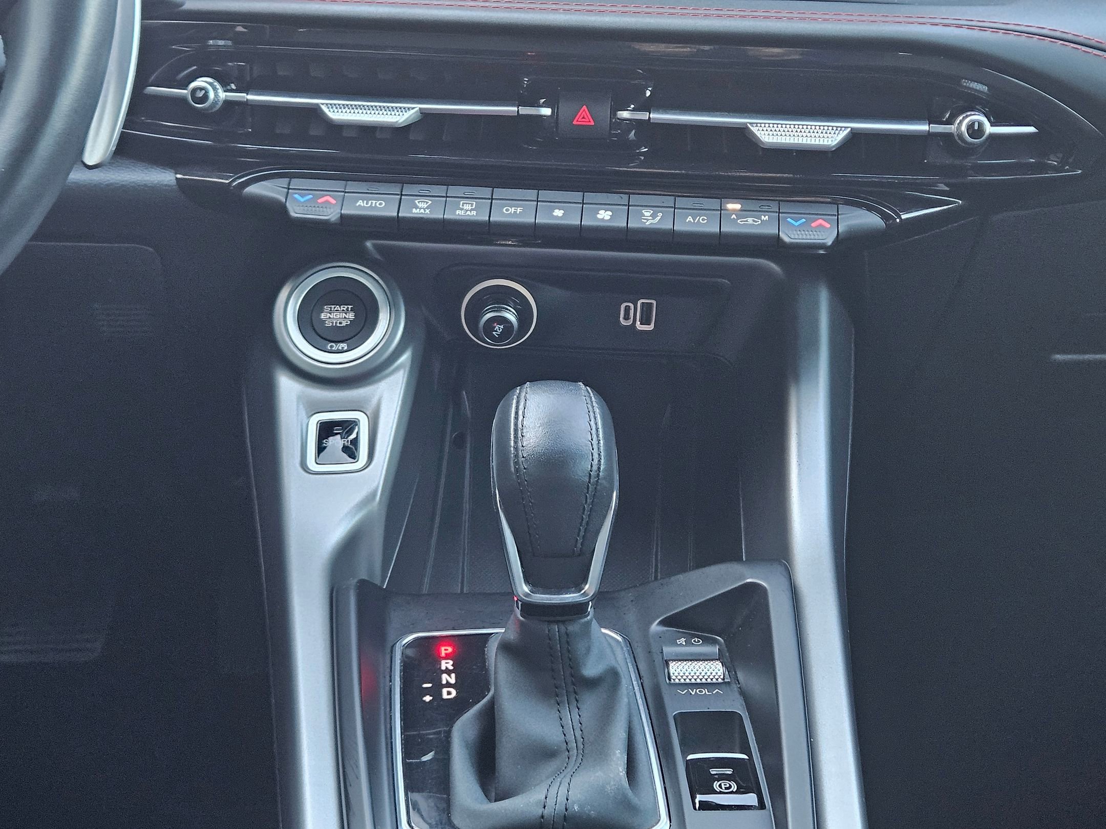 Used 2024 Dodge Hornet R/T Plus w/ Tech Pack Plus w/o Parking image 14